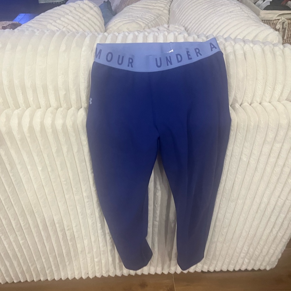 Under Armor leggings, thick compression bundle and save